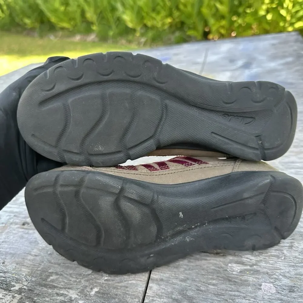 Clarks Collection, Women's size 7 Brown Sneakers, Bungee Slip On, 990
